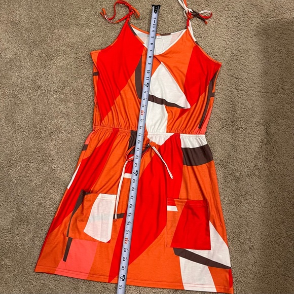 Red/Orange/Brown/Cream Dress size M - Picture 3 of 8